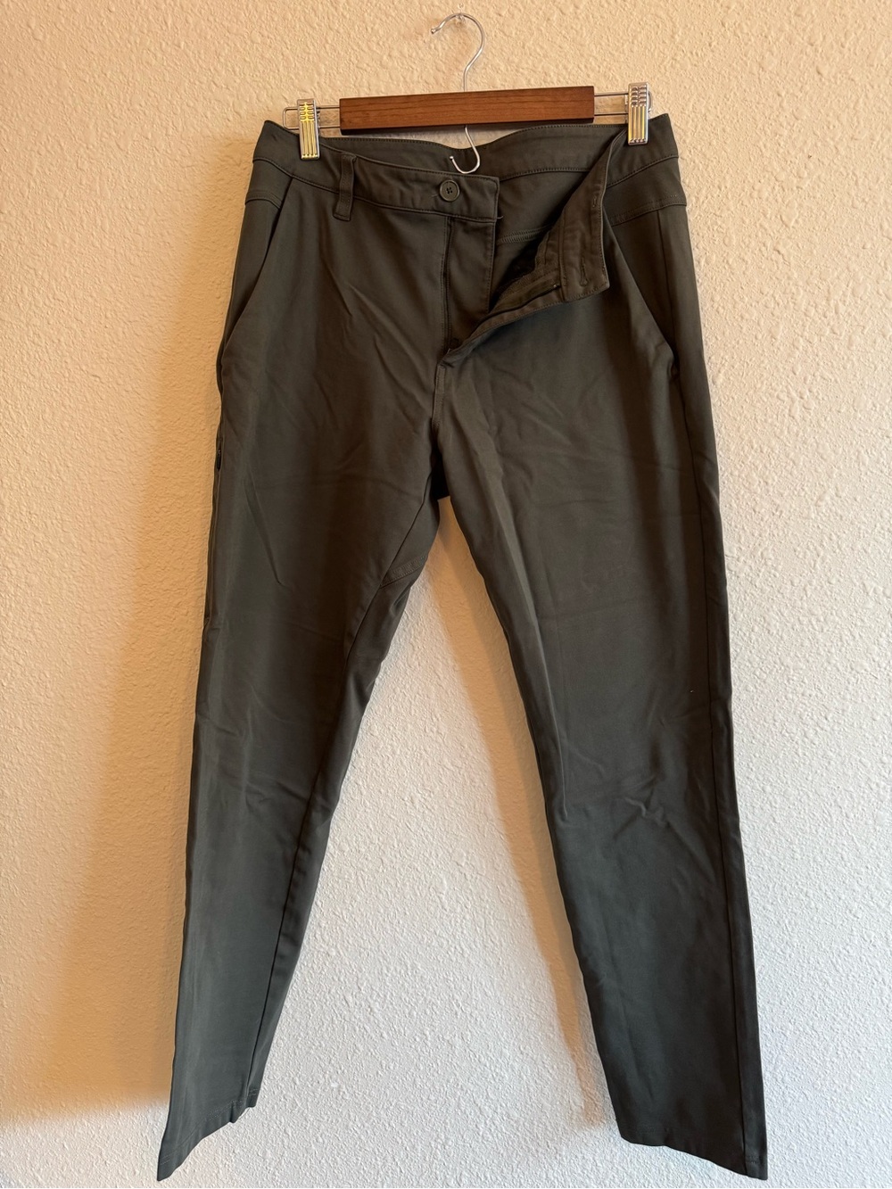 BYLT Men’s Premium Basics Everyday Pant 2.0 Slim Fit - Olive Green